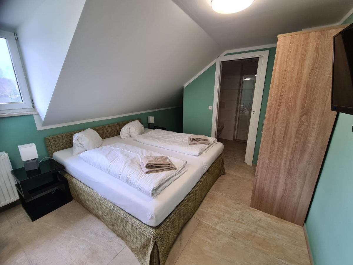 B&B Hallstatt Lake Obertraun Self Check In Esterno foto